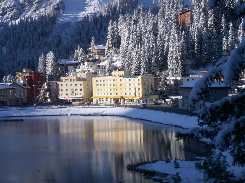 Posthotel Holiday Villa Arosa Exterior photo