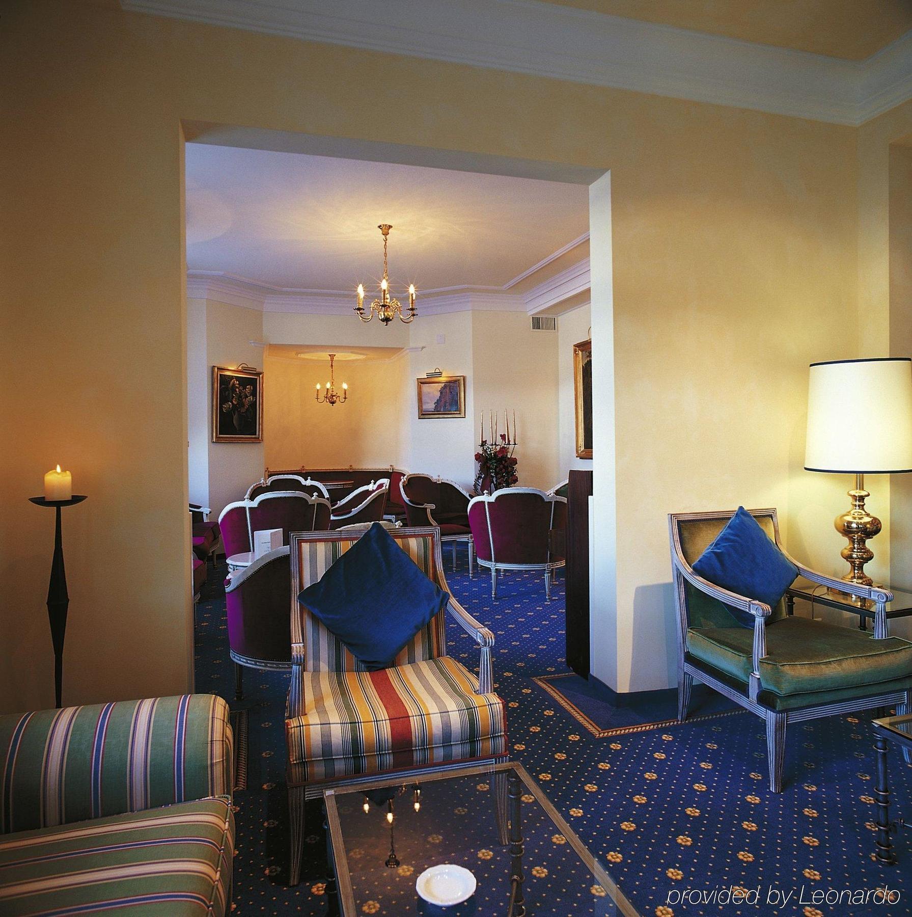 Posthotel Holiday Villa Arosa Interior photo