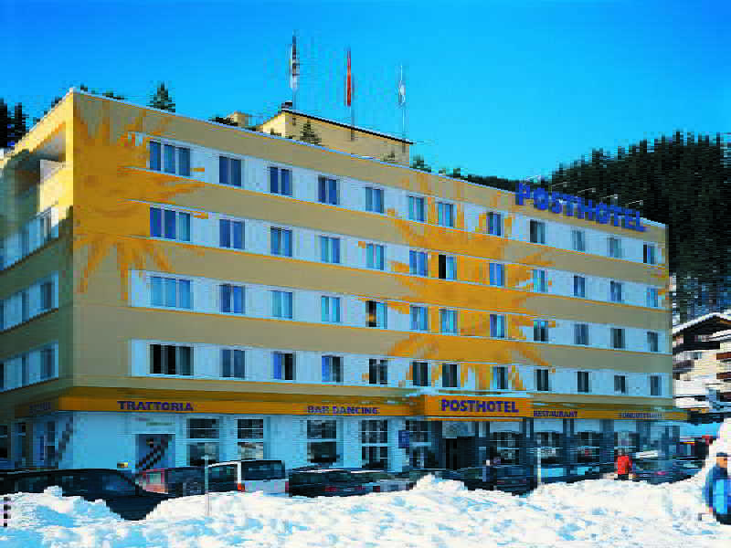 Posthotel Holiday Villa Arosa Exterior photo